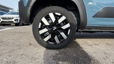 Dacia Spring 27kWh Expression 65 48kW 5dr Auto Electric Hatchback